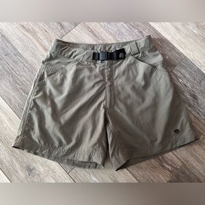 #4) 100% Nylon size 10 green shorts with excellent condition.